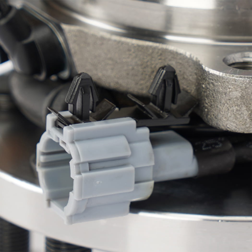 HANHUB 515065 ฮับล้อหน้าและชุดประกอบแบริ่งเข้ากันได้กับ Frontier Pathfinder XTERRA Equator แทนที่ SP450701 BR930638 VKBA6999 713613940 9329003 40202-EA300 40202-ZP90A 40202-452010