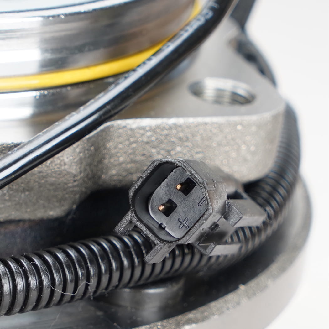 HANHUB 515146 ฮับล้อหน้าและชุดประกอบแบริ่งเข้ากันได้กับ Chevy Silverado 2500 HD Silverado 3500 HD Sierra 2500 HD Sierra 3500 HD แทนที่ FW423 2276240 25807419 20873257 BR930827 SP620101 8-LUG